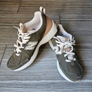 New Balance 1906F – Men’s Size 8.5